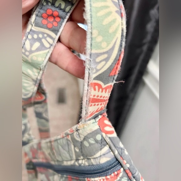 Vintage vera Bradley hipster crossbody purse retired Nomadic floral triple zips - Picture 5 of 6